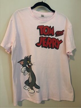 Tom and Jerry Pink Graphic Tee Adult Large